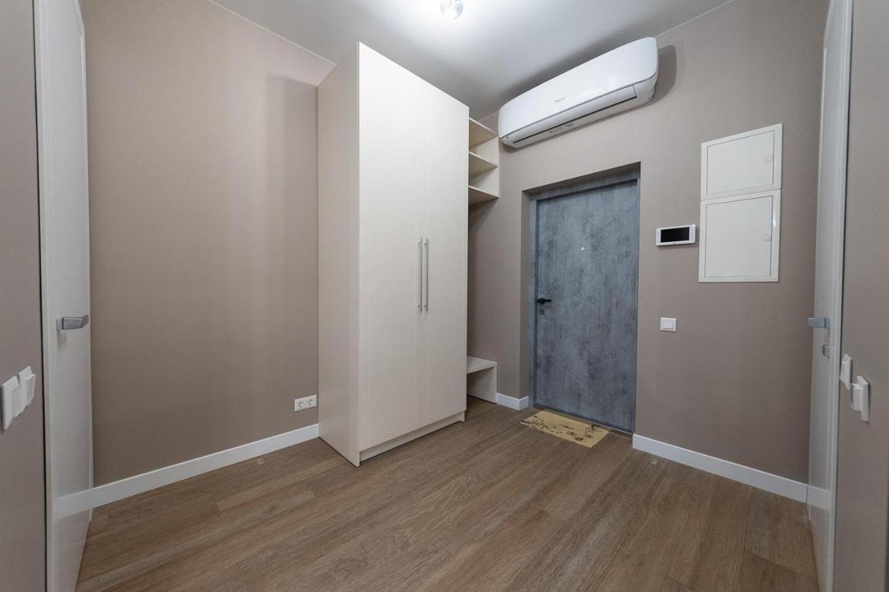 New Modern Apartments. Metro Minskaya Κίεβο Εξωτερικό φωτογραφία