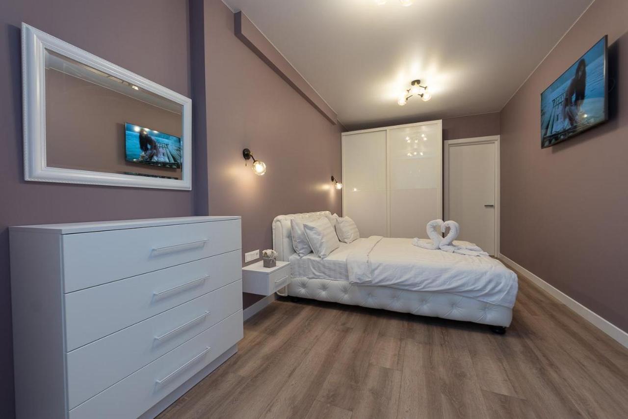 New Modern Apartments. Metro Minskaya Κίεβο Εξωτερικό φωτογραφία